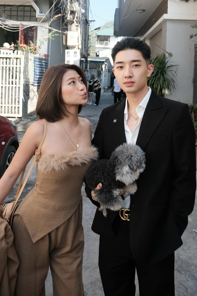 Bạn trai Louis Phạm cho biết năm tới sẽ là thời điểm kết hôn, tuy nhiên nàng cựu vận động viên lại từ chối.