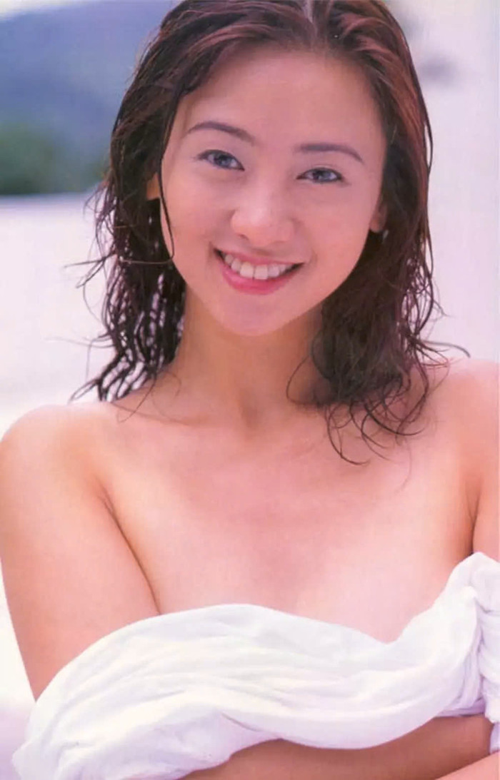 Ông Hồng hở bạo trên màn ảnh để đổi đời