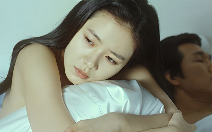 Son Ye Jin - vợ Hyun Bin tự hủy sự nghiệp khi đóng phim 18+ ở tuổi U50 Ảnh 2