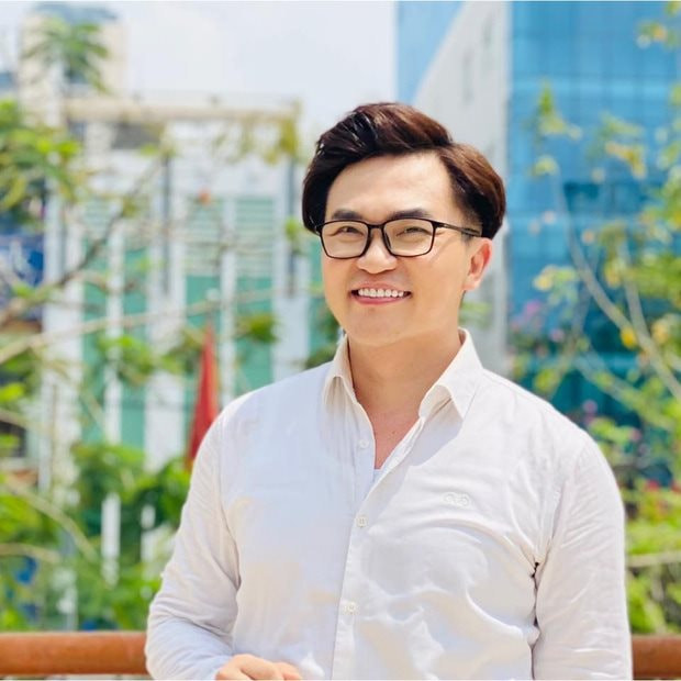 Đại Nghĩa kể hồi anh 20 tuổi từng được Hoài Linh mới đến dự tiệc sinh nhật chỉ có 20 người.