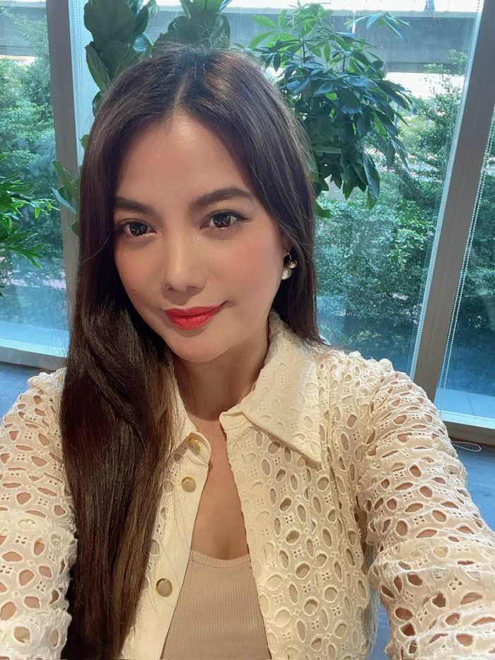 Trương Ngọc Ánh từng rơi vào khoảng thời gian vướng nợ nần vì chuyện làm ăn. Ảnh: FBNV