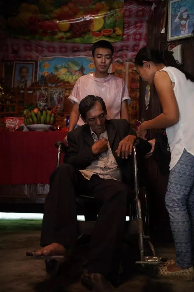 Hình ảnh xúc động của Thương Tín trong phim Culi không bao giờ khóc.