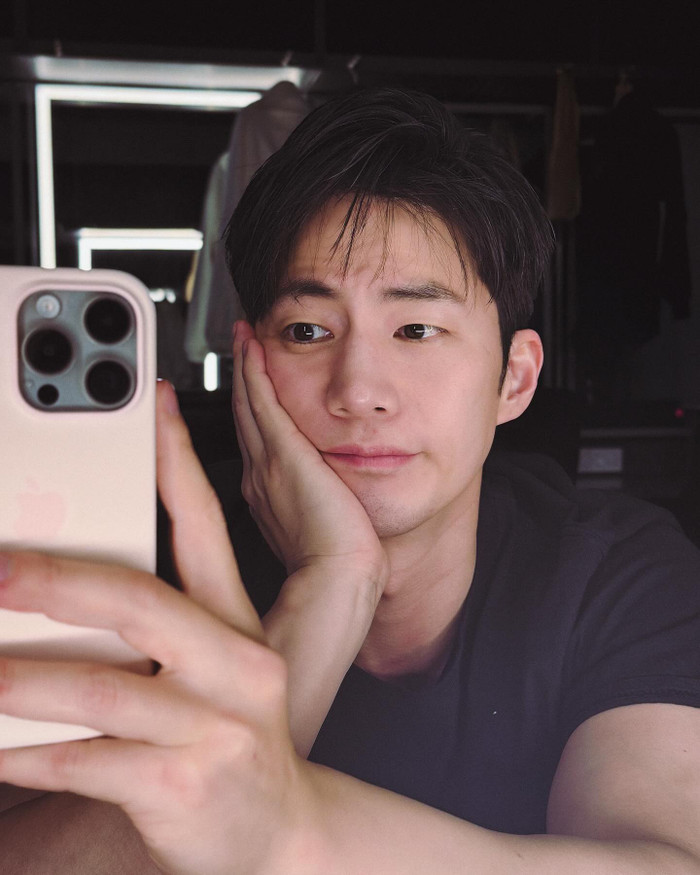 Nam diễn viên Song Jae Rim đăng ảnh mới nhất trên Instagram cá nhân từ ngày 23/1 năm nay. Ảnh: Instagram jaelim_song