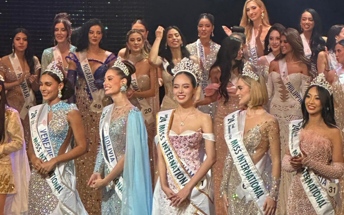 Hoa hậu Thanh Thủy nói gì về chiếc váy từng gây tranh cãi trước khi đăng quang? Ảnh 2