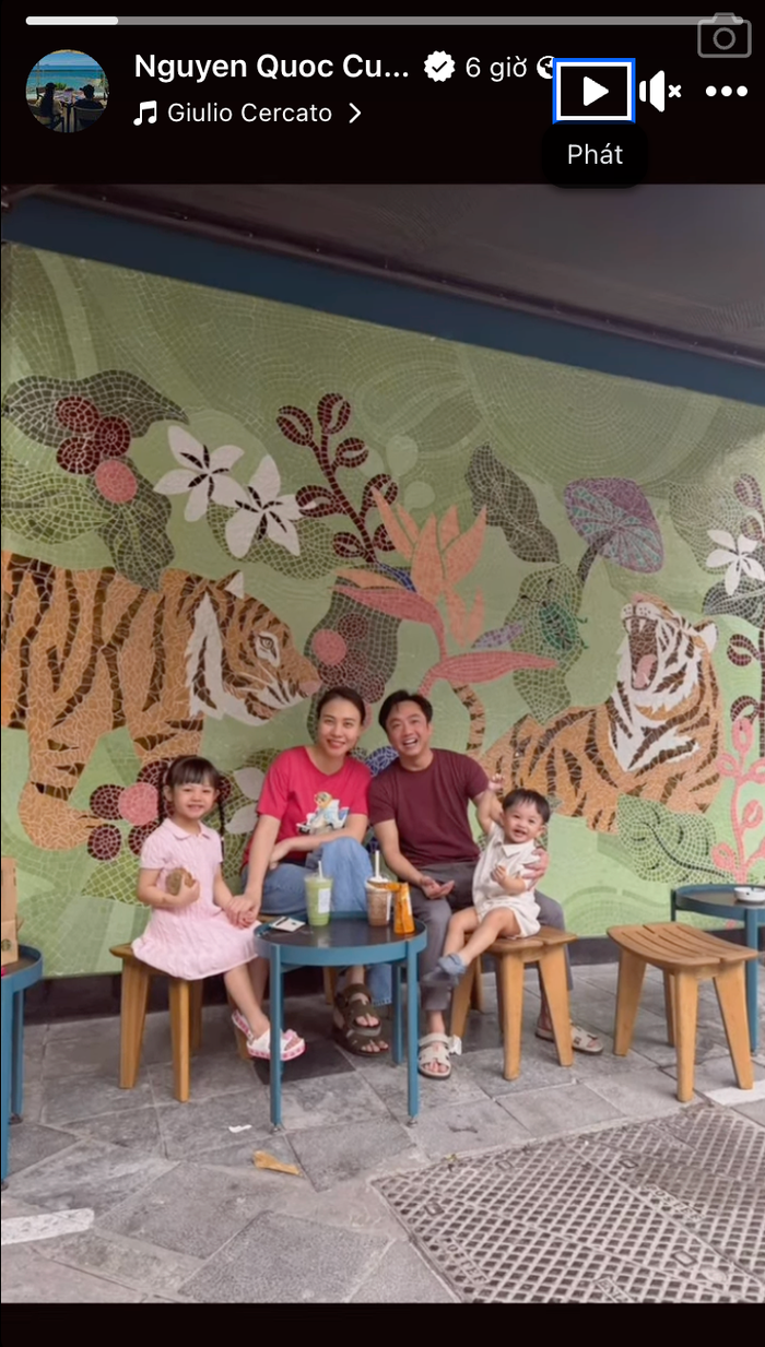 Quý tử nhà Hồ Ngọc Hà được cho là đã chụp ảnh cho bố mẹ cùng các em trong chuyến đi chơi. Ảnh: Chụp màn hình