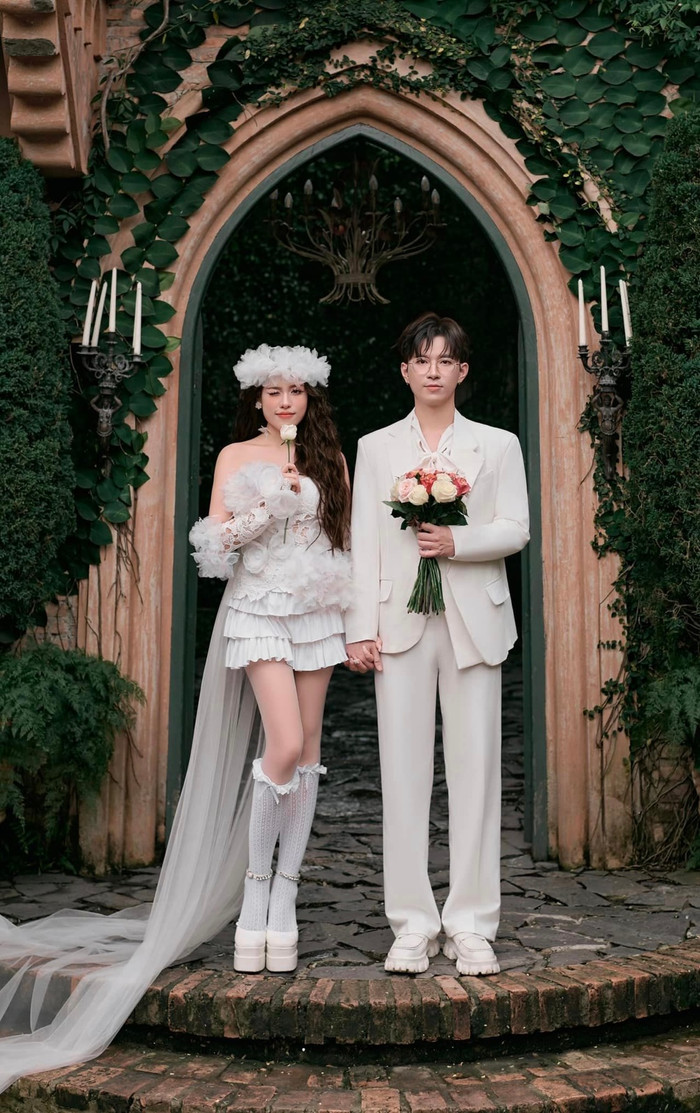 Một số hình cưới của cặp đôi Trà Đặng và Phạm Hưng.