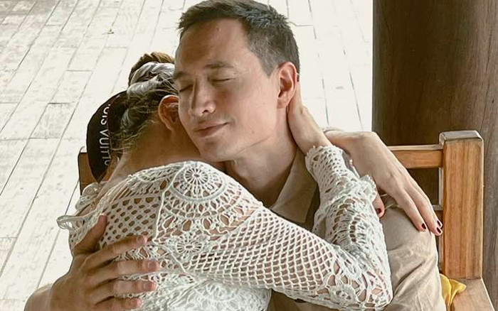 Hồ Ngọc Hà khoe ảnh ôm 'cứng ngắc' Kim Lý nhân dịp sinh nhật chồng Ảnh 2