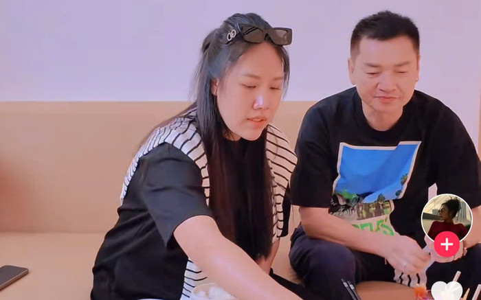 Clip Quang Minh đưa bạn gái kém 37 tuổi đi sinh thu hút gần 1 triệu lượt xem Ảnh 2