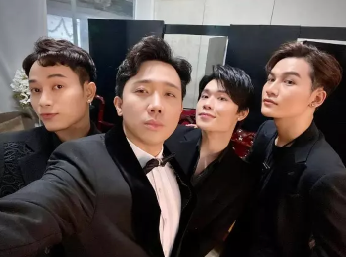 Nhiều cư dân mạng cho rằng, sau nhiều năm thân thiết, Trúc Nhân và Trấn Thành đã 'nghỉ chơi'. Thực hư ra sao, có lẽ chỉ có người trong cuộc mới rõ.