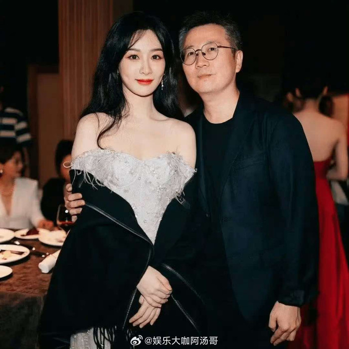 Dương Tử bị tố sử dụng quy tắc ngầm