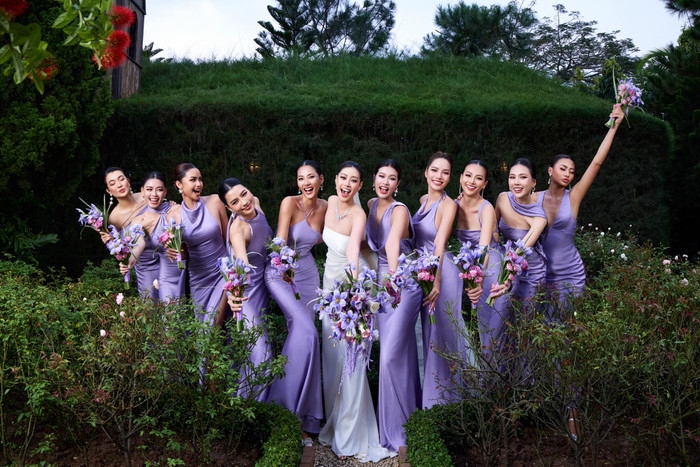 Khánh Vân vui mừng vì được hội chị em hết lòng quan tâm, ủng hộ. Ảnh: FBNV