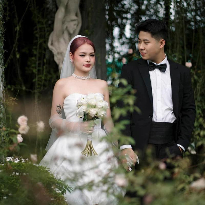 5 năm sau dòng tin đăng gả bạn thân, cặp đôi trở thành vợ chồng