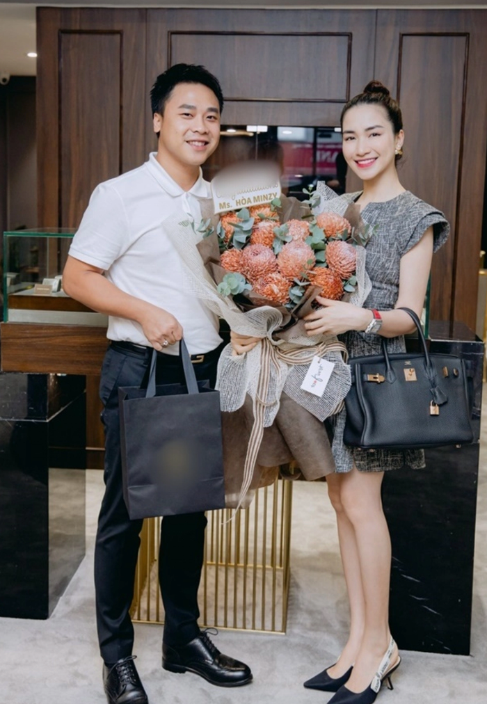 Hòa Minzy và thiếu gia Minh Hải chia tay sau 5 năm gắn bó khiến nhiều người tiếc nuối.
