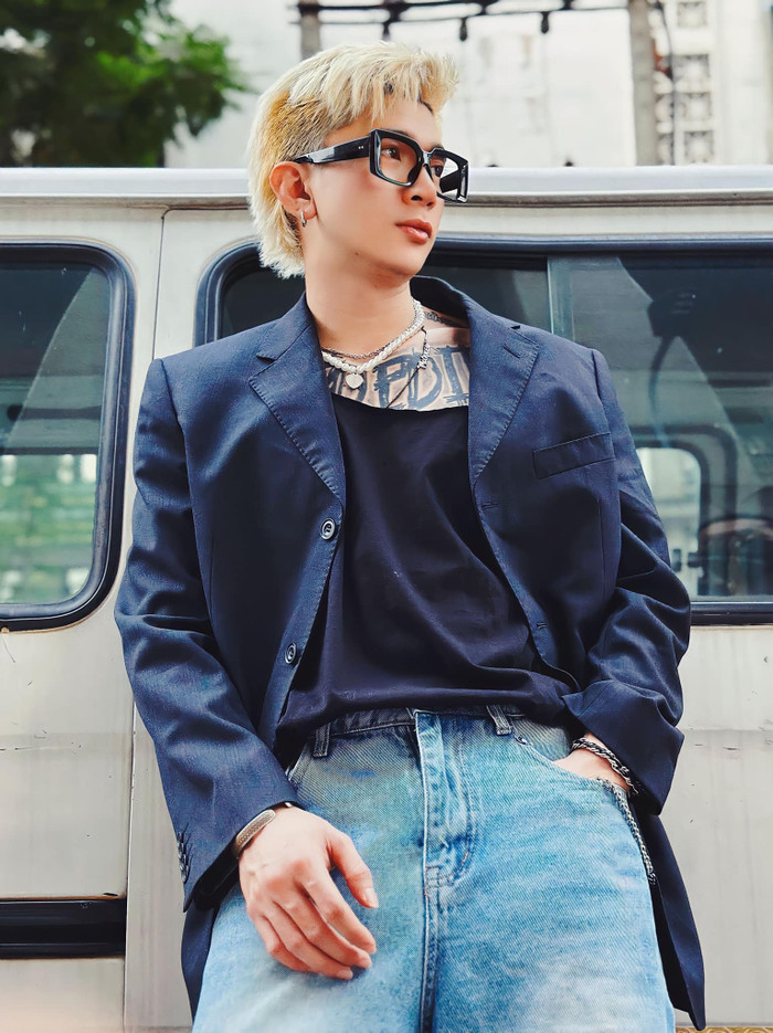 Chi Dân hiện đã khoá tài khoản Facebook cá nhân, khoá phần bình luận trên TikTok. Ảnh: FBNV