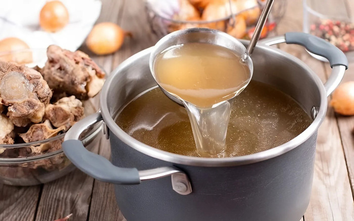 Tác dụng không ngờ của nước 'hầm xương' đối với làn da Ảnh 2