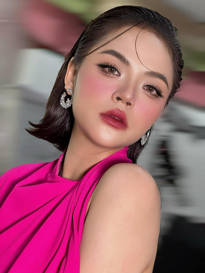 Nữ diễn viên hạnh phúc khi làm mẹ đơn thân, không màng chuyện cưới hỏi. 