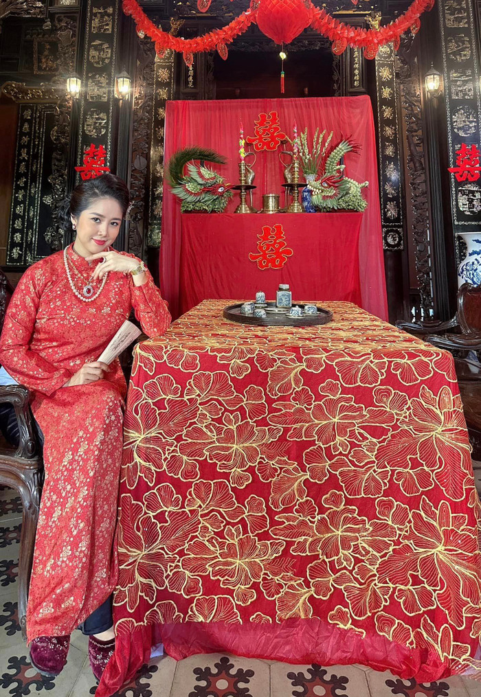 Bạch Công Khanh làm lễ 'đính hôn', danh tính cô dâu gây bão Ảnh 2