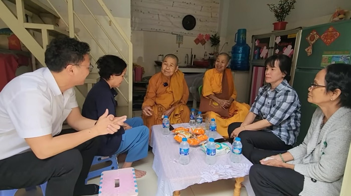 Chị Ngọc đã tìm thấy cội nguồn sau 53 năm. 