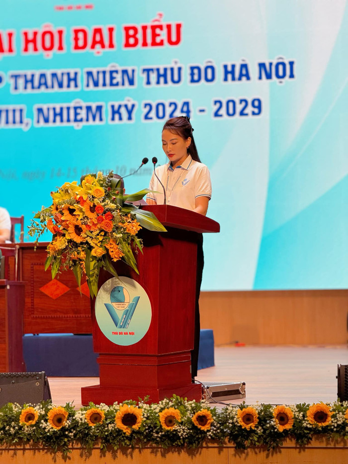 Bảo Thanh phát biểu tại Đại hội đại biểu Hội Liên hiệp Thanh niên Việt Nam TP Hà Nội lần thứ VIII, nhiệm kỳ 2024 - 2029. Ảnh: FBNV