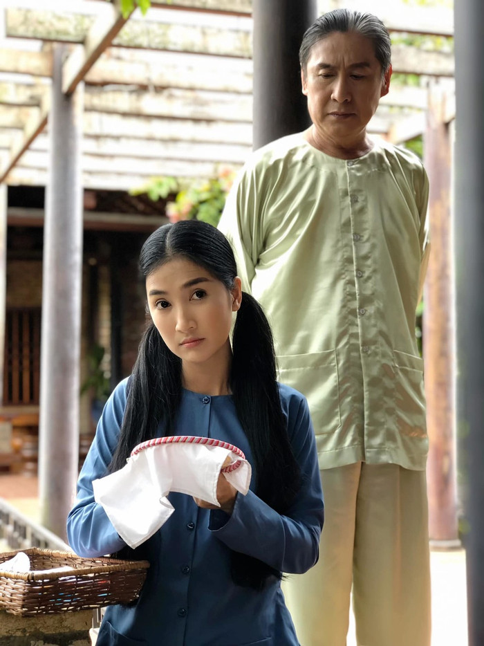 'Nữ hoàng phim xưa' Quỳnh Lam hát đám cưới, 'quậy tới bến' vẫn khiến fan mê mệt Ảnh 4