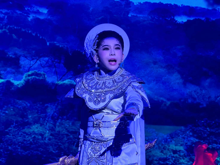 Bình Tinh hoá thân xuất sắc tại Liên hoan cải lương toàn quốc 2024.