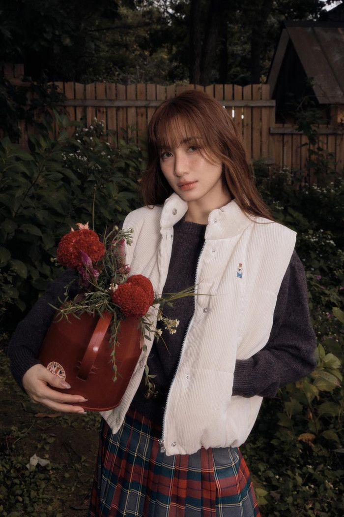 Diện mạo của của Hòa Minzy gây xôn xao cõi mạng.