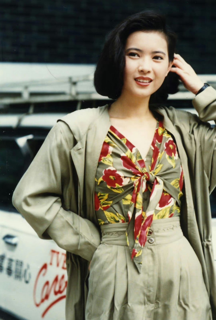 Lam Khiết Anh có cuộc đời bi thảm.