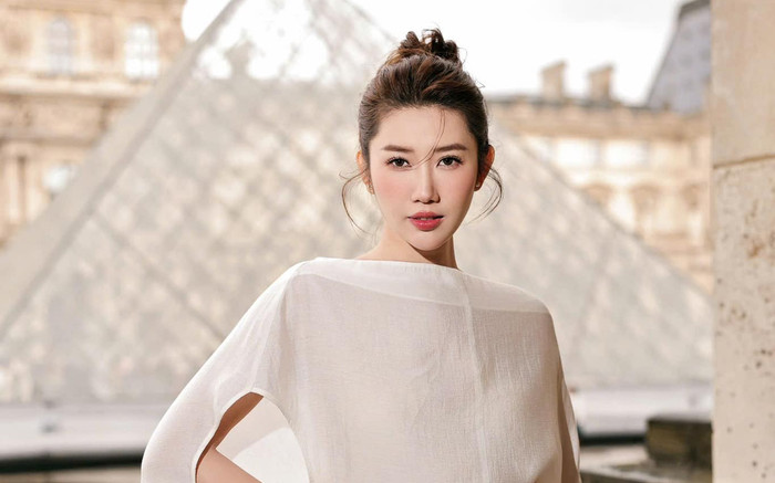 Thuý Ngân gây tò mò với loạt dấu hiệu 'bất ổn' Ảnh 2