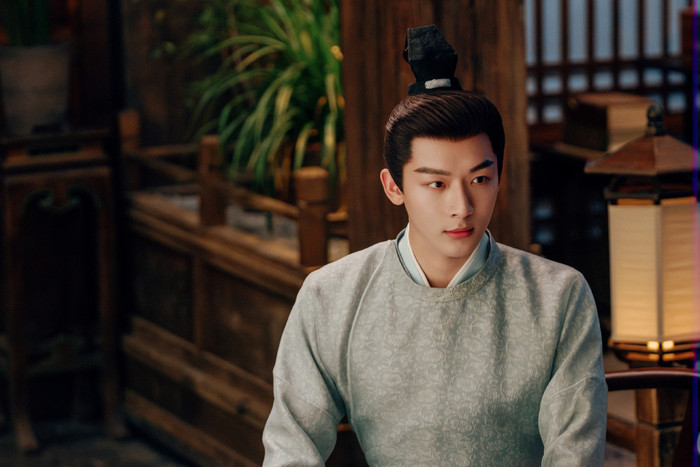 Khán giả khuyên Trương Vãn Ý đừng đóng cổ trang - thần tượng nữa.