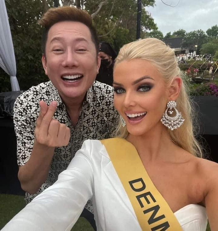 Tân Hoa hậu Hoàn vũ 2024 từng lọt Top 20 Miss Grand International 2022.