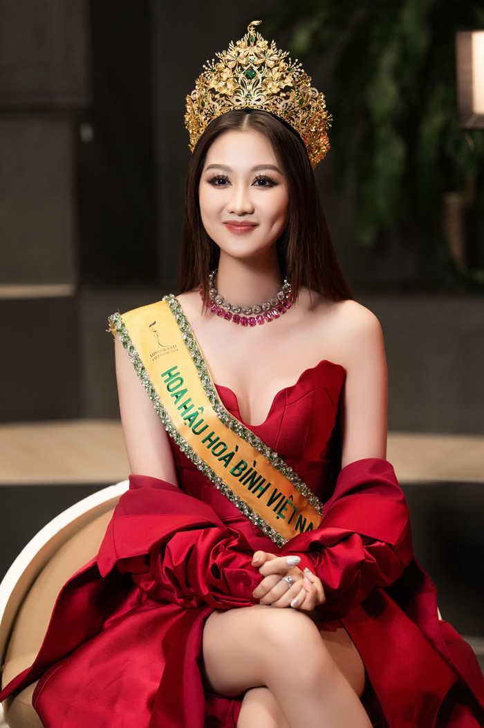 Quế Anh - đương kim Hoa hậu Hòa bình Việt Nam 2024.