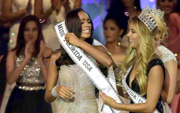 Genesis Davila cho rằng rằng BTC đã sử dụng ảnh cũ của nàng Hậu rồi cắt ghép.