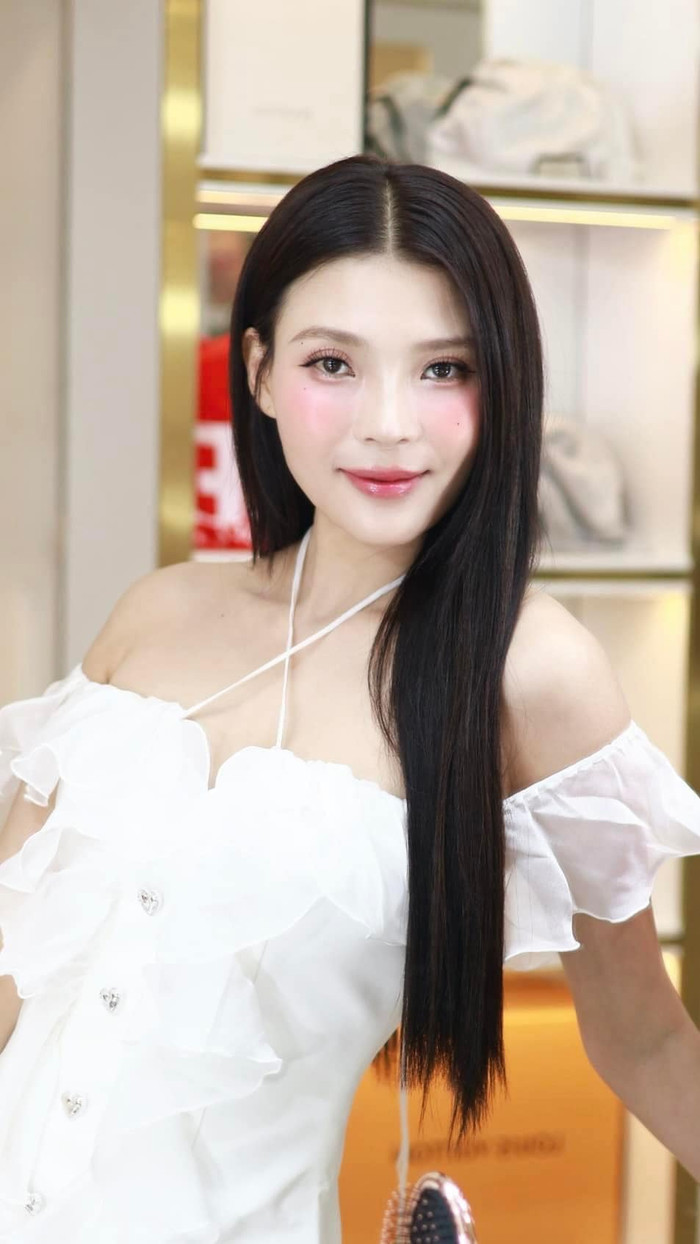 Thúy Diễm là người giữ tiền trong gia đình nên Lương Thế Thành sẽ hỏi ý kiến vợ trước khi mua bất kì món đồ nào.