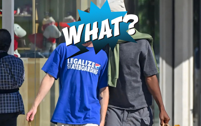 Hai nam ca sĩ bị bắt gặp hôn nhau ngoài đường khiến dân tình xôn xao Ảnh 2