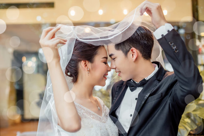 Một công ty thưởng nóng nếu nhân viên có người yêu (Ảnh minh họa).