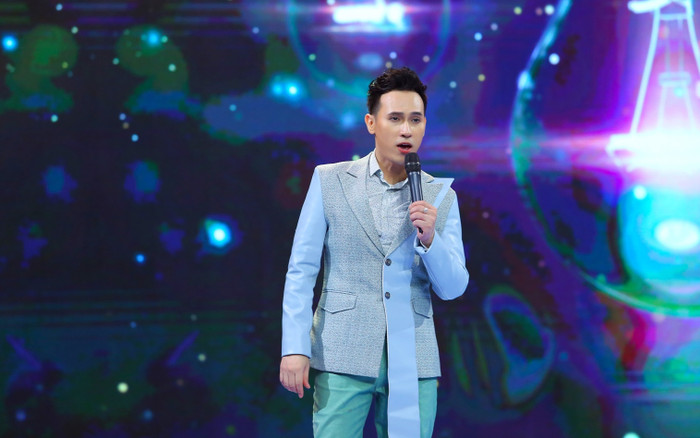 Nam ca sĩ U50 kể chuyện gặp tai nạn trên đường đi diễn: 'Tôi tự hỏi sao mình lại chọn cái nghề này' Ảnh 2