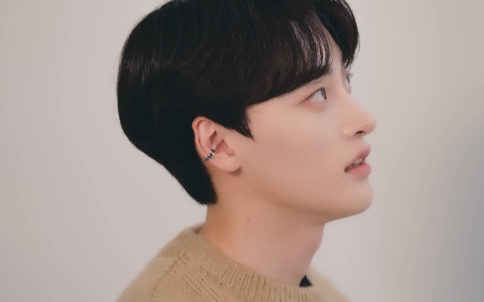 Nam ca sĩ tố công ty cũ ngược đãi thực tập sinh: 'Họ đẩy anh vào tường và bóp cổ' Ảnh 2