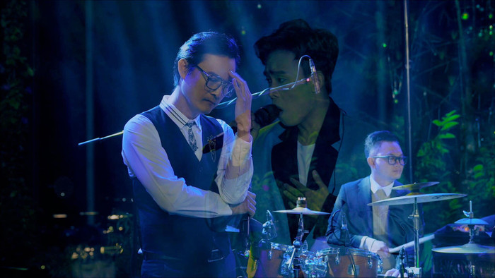 Nhạc sĩ Nguyễn Nhất Huy là tác giả ca khúc Người thầy nổi tiếng.