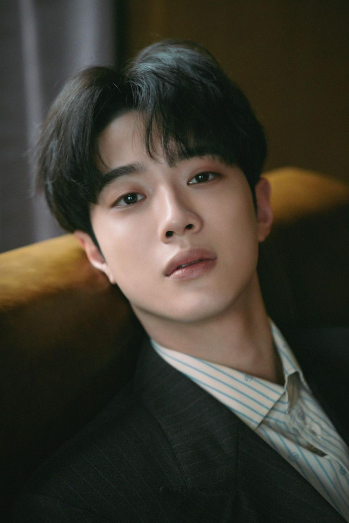 Cuộc đời của nam diễn viên Lại Quán Lâm trải qua nhiều biến cố nhưng cũng có không ít những thành tựu. 