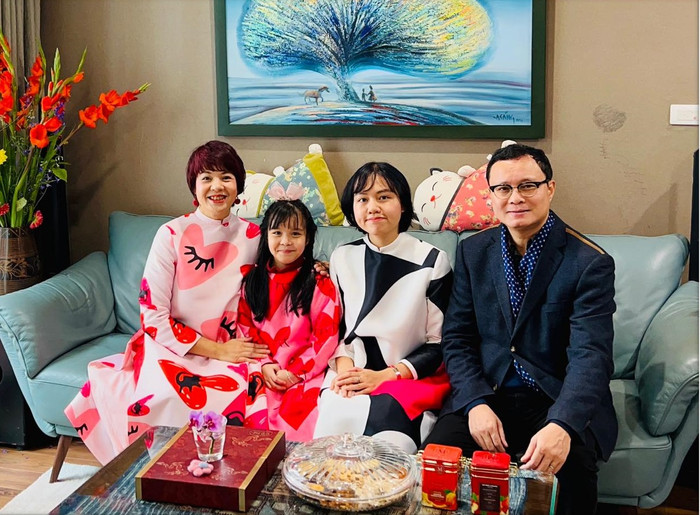 Hôn nhân viên mãn của MC Diễm Quỳnh bên chồng kỹ sư.