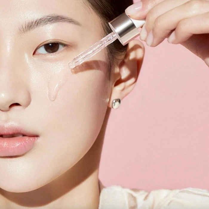 Sau khi tẩy tế bào chết, làn da sẽ dễ dàng hấp thụ những sản phẩm chăm sóc da kế tiếp.