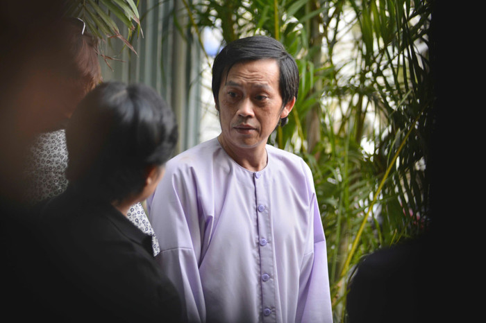 Nam nghệ sĩ bị mất ngủ nhiều năm qua, điều trị thuốc suốt đời do từng bị ung thư.