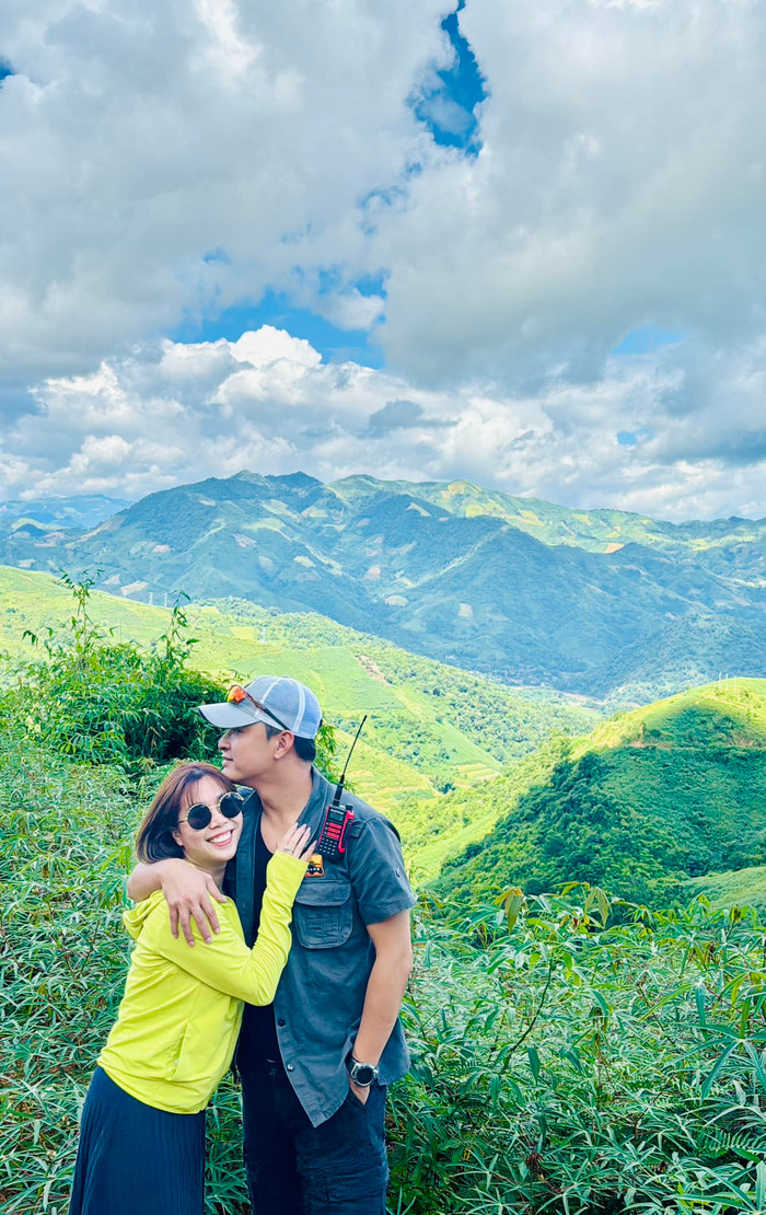 Tổ ấm viên mãn của vợ chồng Hồng Đăng.