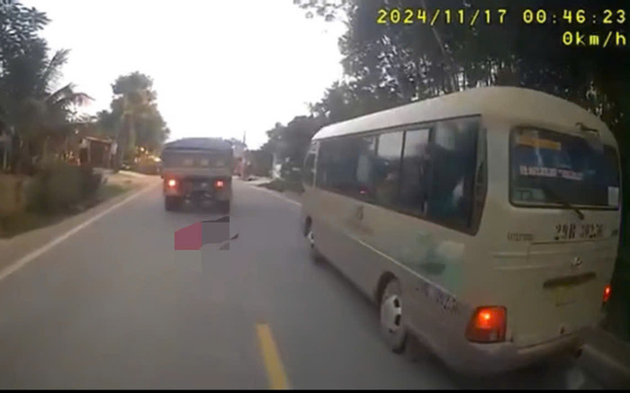 Vụ bé gái 5 tuổi bị xe tải cán tử vong khi vừa rời xe đưa đón: Tài xế nói gì? Ảnh 2