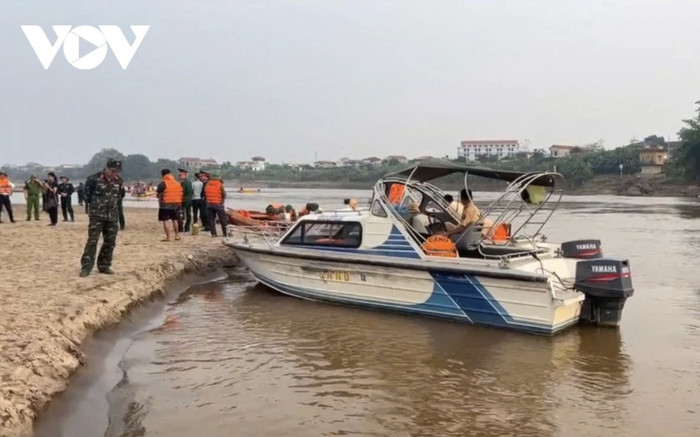 Đã tìm thấy toàn bộ 5 học sinh lớp 8 đuối nước ở Phú Thọ Ảnh 2