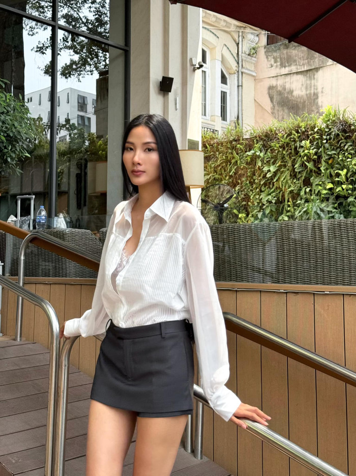 Sắc vóc hiện tại của Hoàng Thùy. (Ảnh: FBNV)