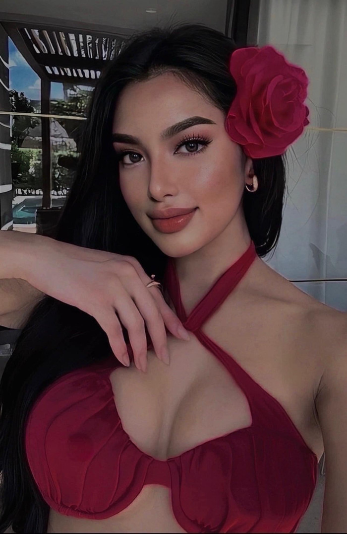 Bạn gái Hồng Thanh sở hữu nhan sắc lai Ấn đầy quyến rũ. Ảnh: Sưu tầm