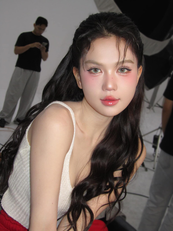 Ngọc Trinh trả giá cho những sai lầm tuổi trẻ. Ảnh: FBNV