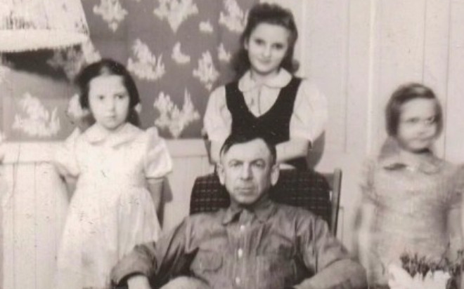 6 chị em ruột lập kỷ lục thế giới 571 tuổi Ảnh 2