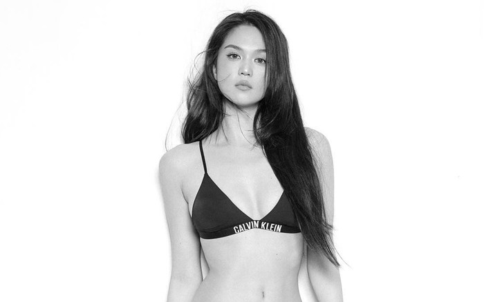 Ngọc Trinh diện bikini, để lộ vết sẹo Ảnh 2